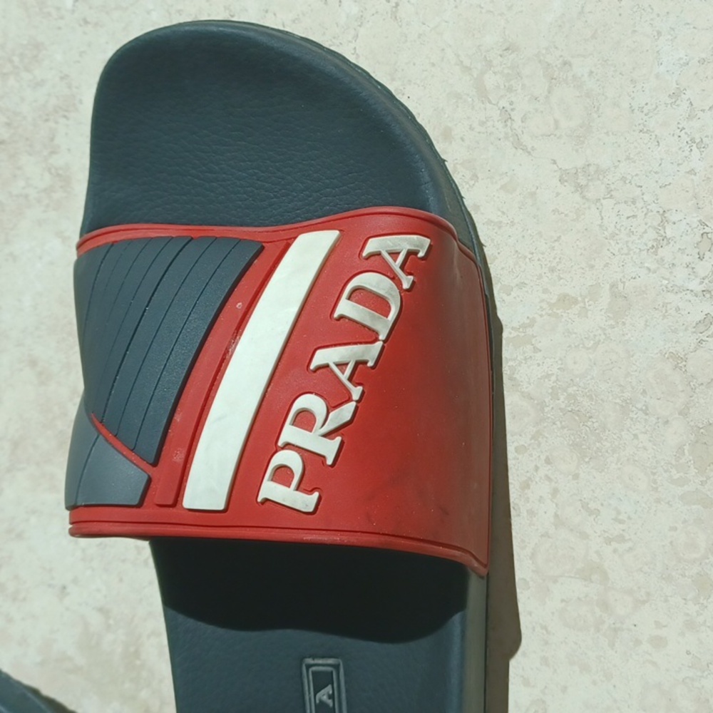 Prada slippers - Picture 3 of 4